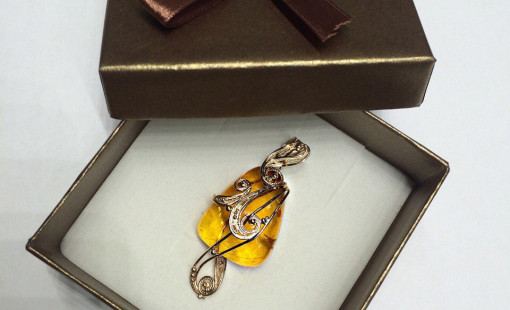 Заказать оригинальный подарок из золота в Череповце