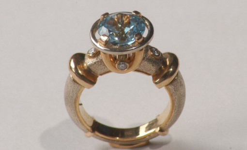 Сделать гравировку на кольцах в Череповце